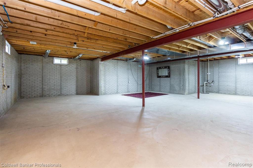 10820 Bouldercrest Drive N, South Lyon, MI 48178 — Photo 35