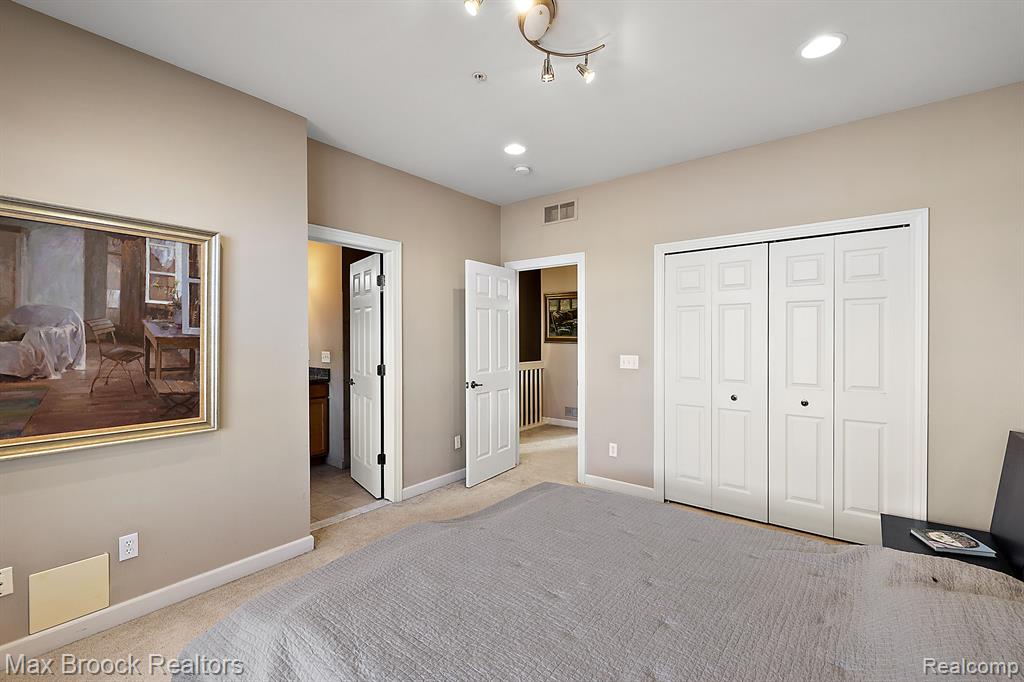 440 Lewis Court, Birmingham, MI 48009 — Photo 16