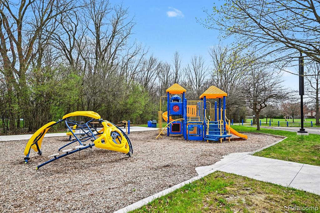 42942 Barchester Road, Canton, MI 48187 — Photo 33