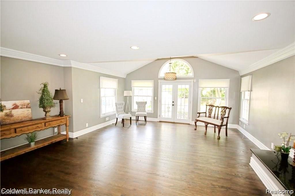 669 Mohegan Street, Birmingham, MI 48009 — Photo 12