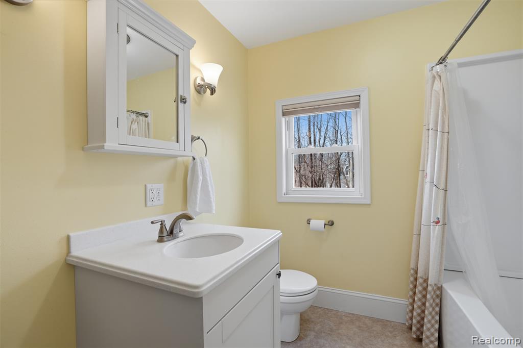 9669 Hadley Road, Clarkston, MI 48348 — Photo 25