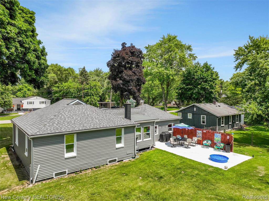 5763 Graves Street, Waterford, MI 48327 — Photo 34