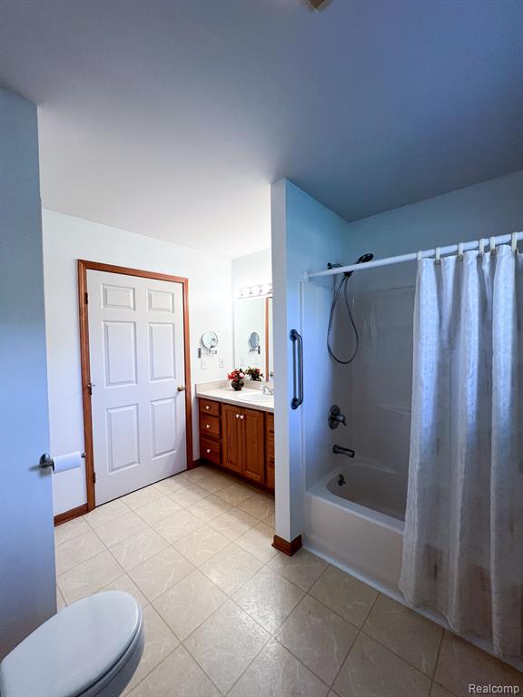 7835 E RIDGE Drive, Almont, MI 48003 — Photo 20