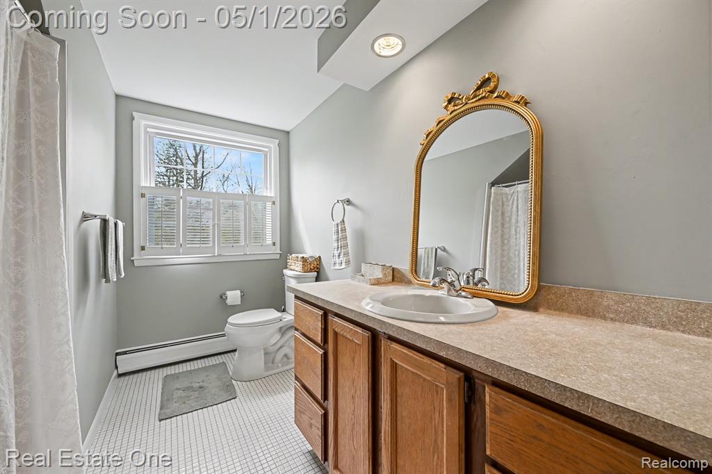 26254 Kiltartan Street, Farmington, MI 48334 — Photo 15