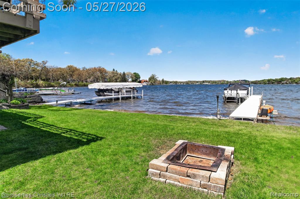 9696 Elizabeth Lake Road, White Lake, MI — Photo 8