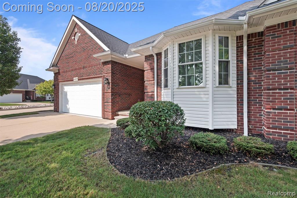 44205 Nova Drive, Sterling Heights, MI 48314 — Photo 23