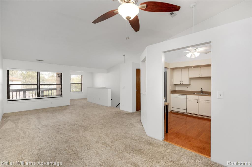 61244 GREENWOOD Drive, South Lyon, MI 48178 — Photo 5
