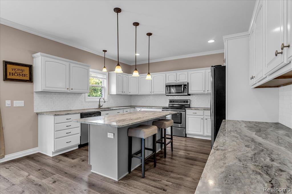 4142 Oak Street, Grand Blanc, MI 48439 — Photo 9