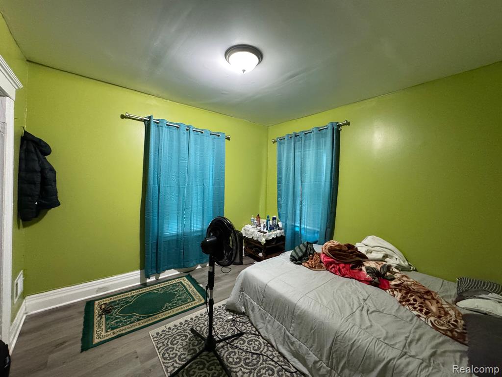879 WEBB Street, Detroit, MI 48202 — Photo 15