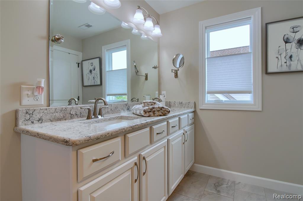 526 Plum Street, Wyandotte, MI 48192 — Photo 27