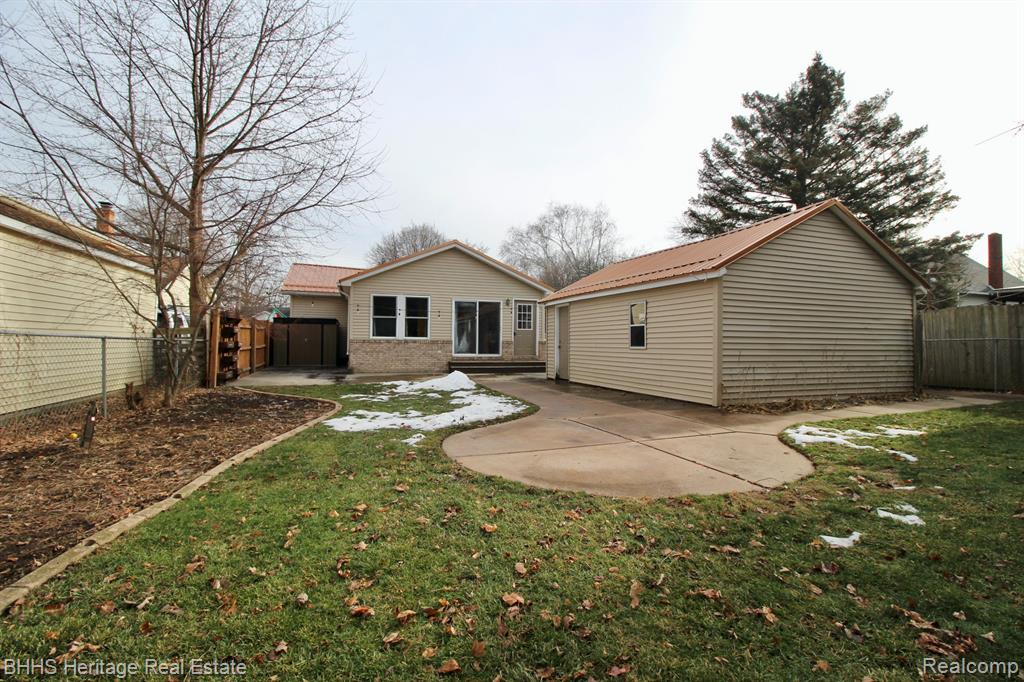 301 N Fitch Street, Durand, MI 48429 — Photo 25