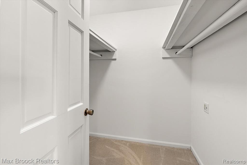 1317 Castlewood Drive, White Lake, MI — Photo 21