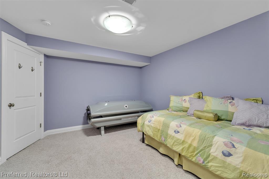 12196 Woodline Drive, Fenton, MI 48430 — Photo 74