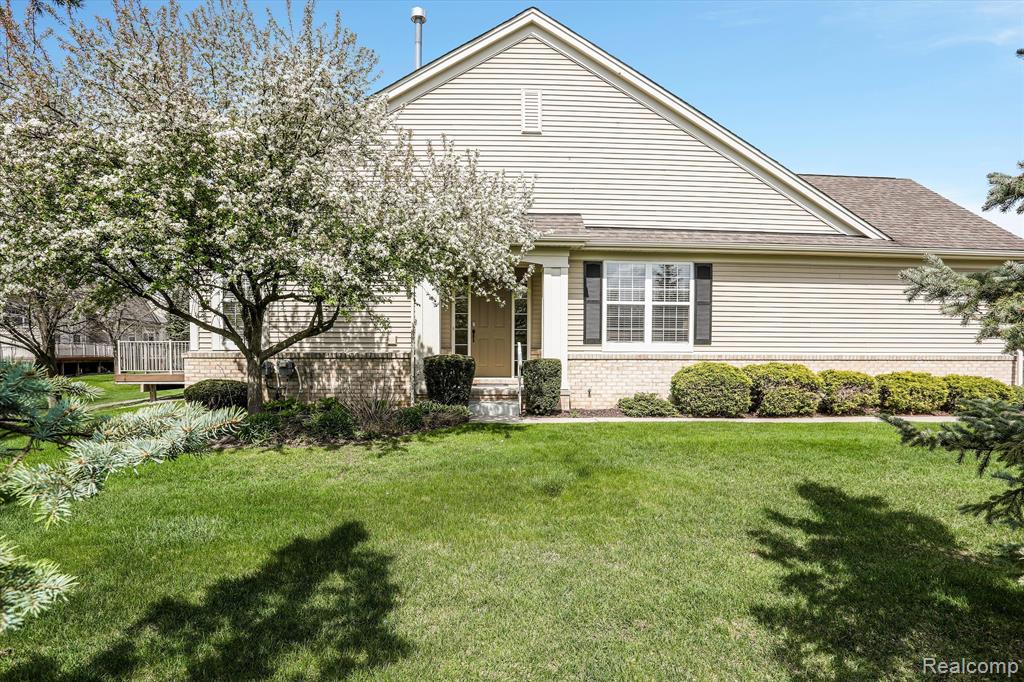 6123 TIMBERSTONE Way, Clarkston, MI — Photo 2