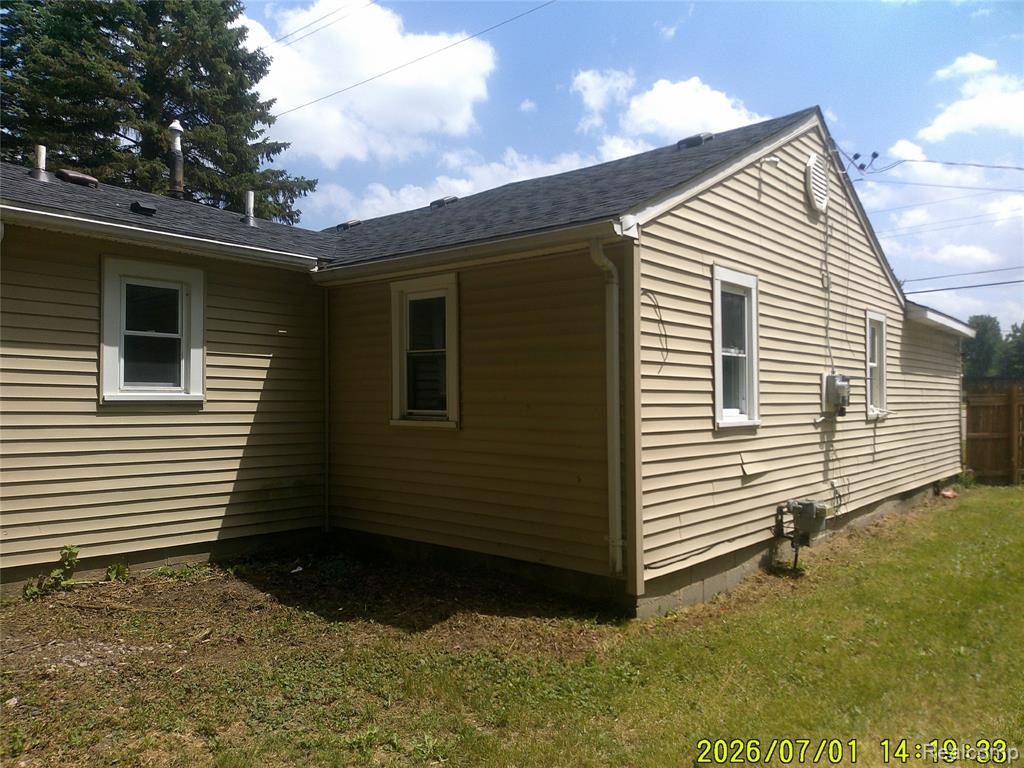 Photo 3