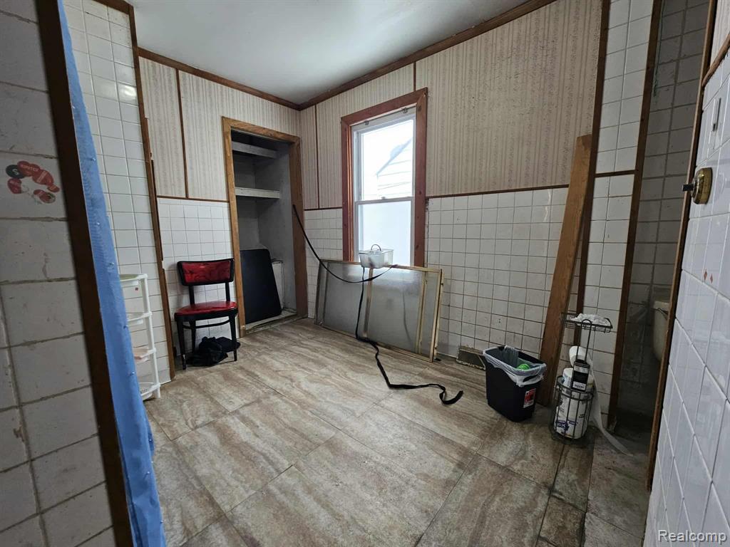 14841 Maddelein Street, Detroit, MI 48205 — Photo 11