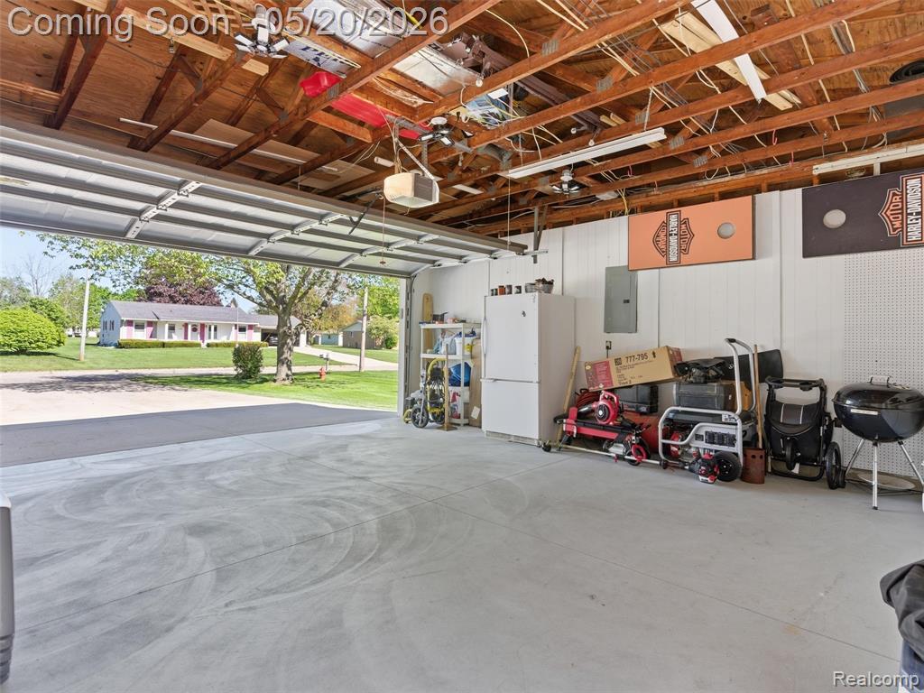 9134 Del Rio Drive, Grand Blanc, MI 48439 — Photo 33