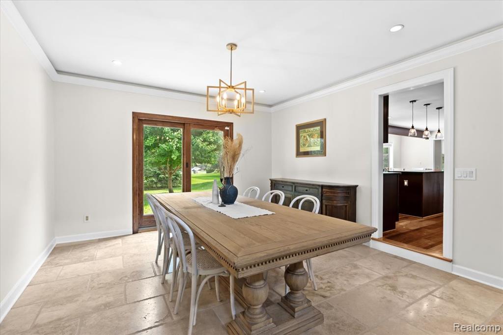 6678 Johnathon, Troy, MI 48098 — Photo 11