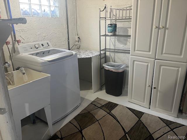 6452 BARKER Drive, Waterford, MI, 00000