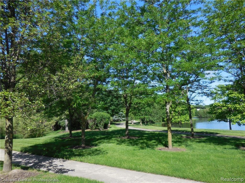 49554 GLACIER S, Northville, MI — Photo 34
