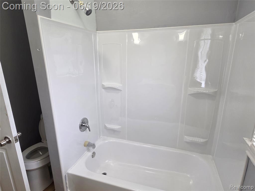 1998 E Grand Boulevard, Detroit, MI 48211 — Photo 29
