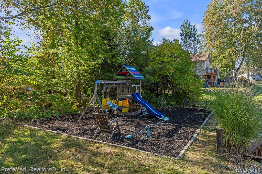 7660 Maceday Lake Road, Waterford, MI 48329 — Photo 75