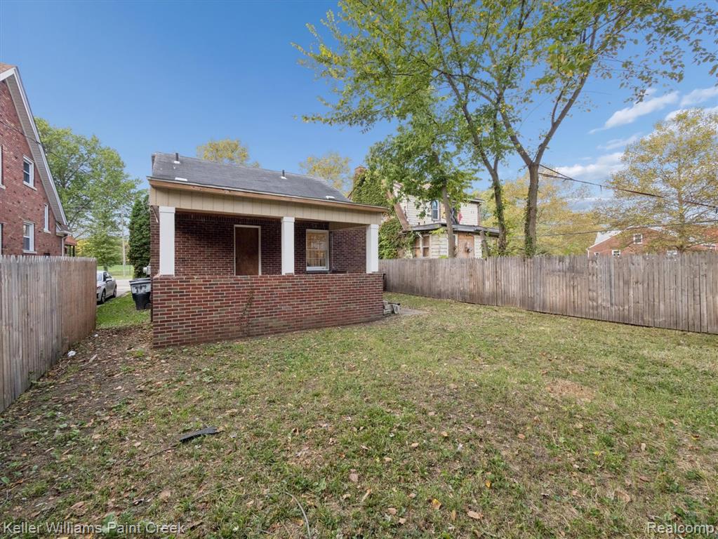 5794 Dickerson Street, Detroit, MI 48213 — Photo 32