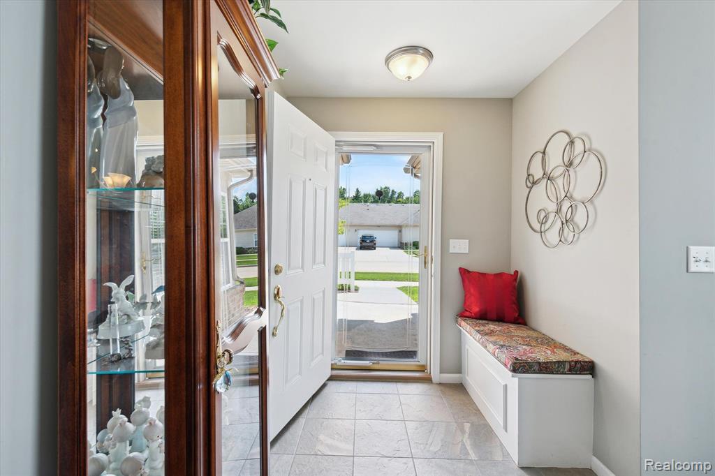 36062 ABBEY Drive, Westland, MI — Photo 28