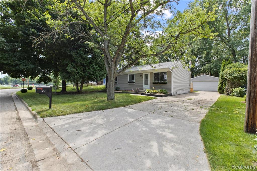436 Hastings Street, Holly, MI 48442 — Photo 3