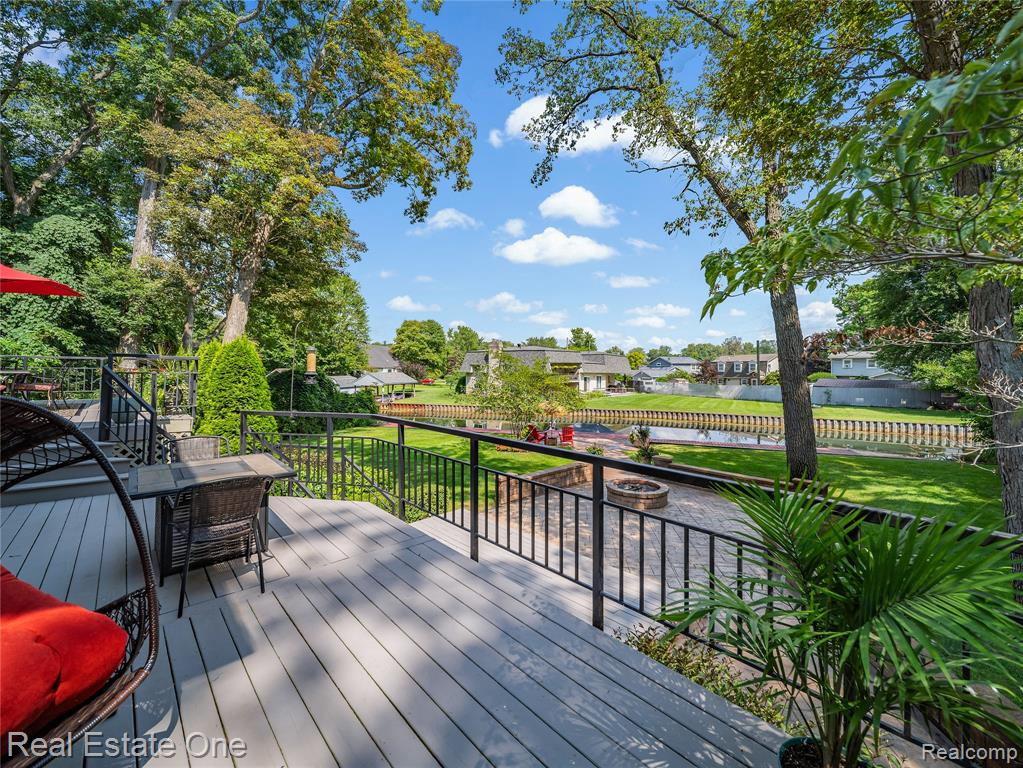 9929 Curie Lane, Pinckney, MI 48169 — Photo 33