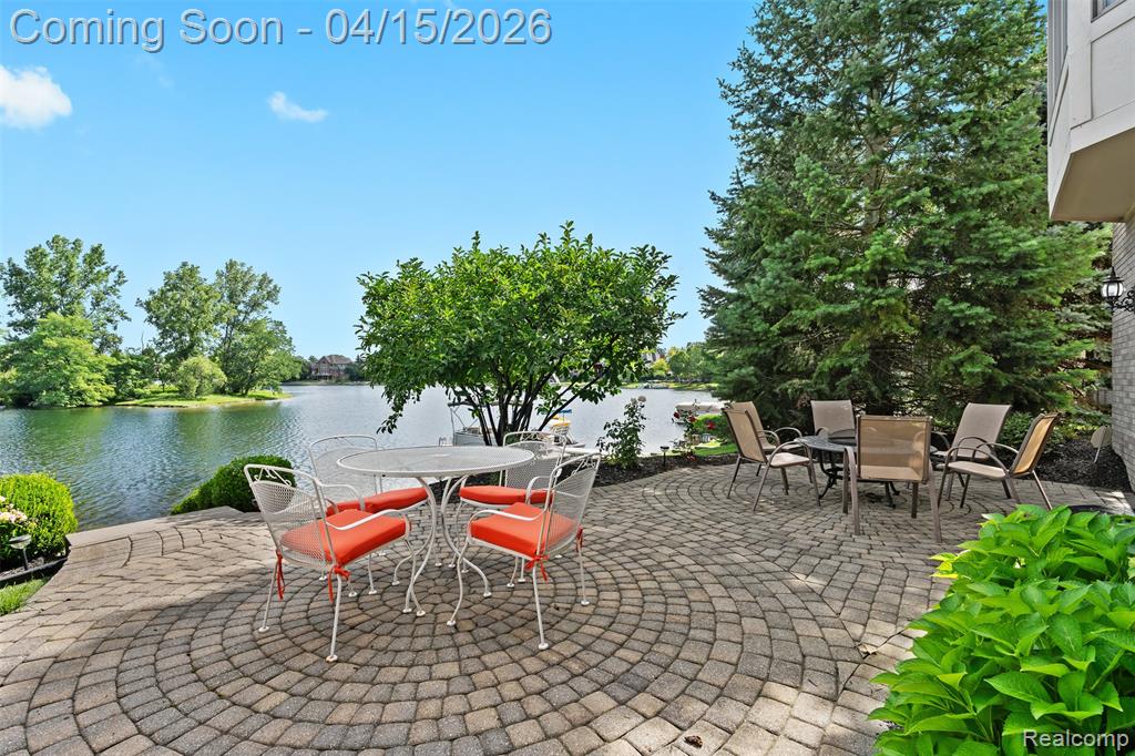 49265 Parkshore Court, Northville, MI 48168 — Photo 37