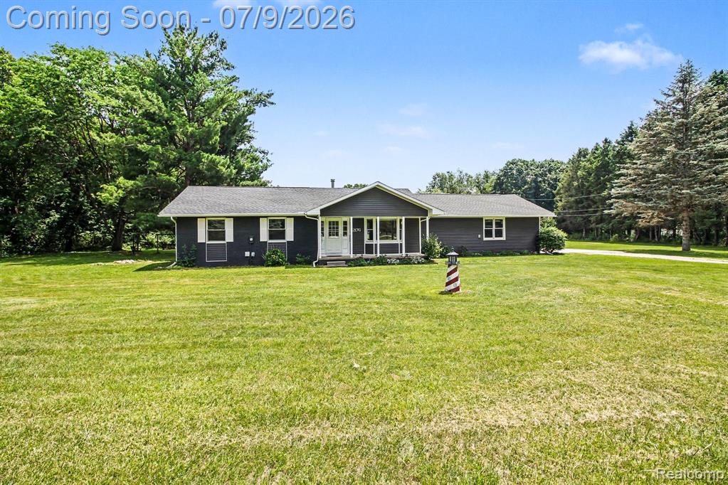 2176 Kingston Drive, Pinckney, MI 48169 — Photo 2
