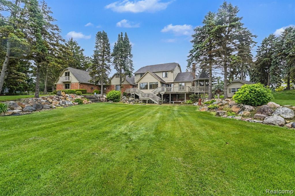 10391 Hills Lane Drive, Goodrich Vlg, MI — Photo 10