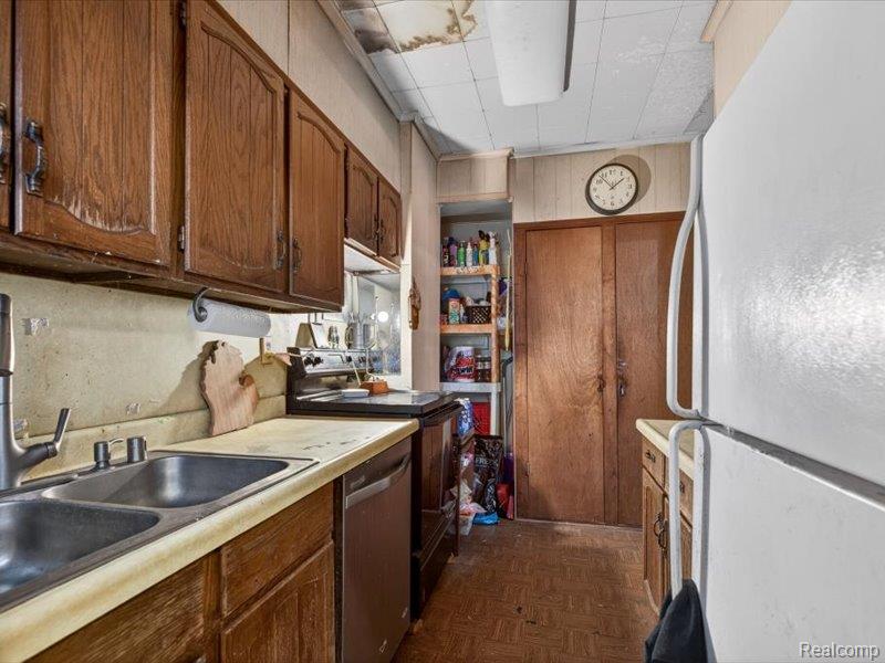 74 E Washington Street, Clarkston, MI — Photo 12
