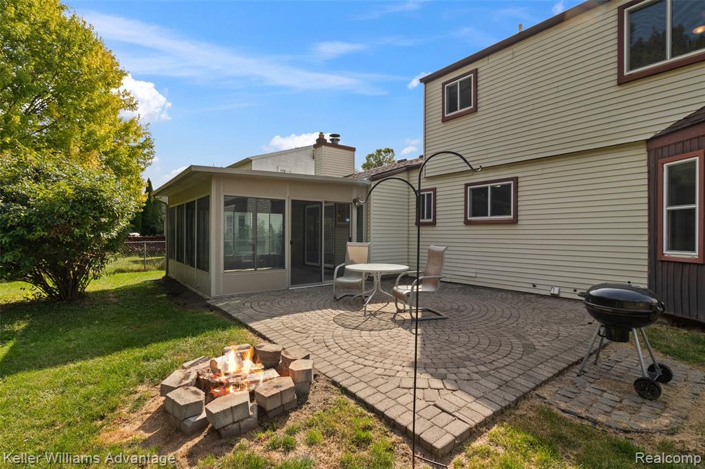 5671 Caren Drive, Ypsilanti, MI 48197 — Photo 32
