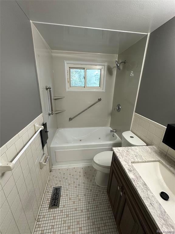 3308 Spring Valley Drive, Flint, MI 48504 — Photo 24