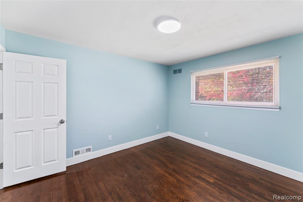 7918 Fleet Street, Canton, MI 48187 — Photo 25