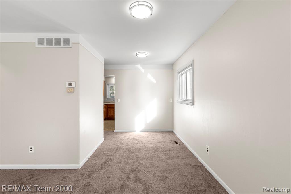 4479 Kingston Street, Dearborn Heights, MI 48125 — Photo 7