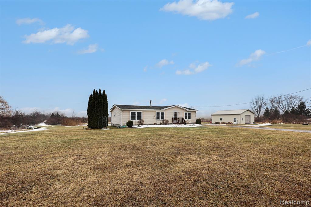 12509 Norman Road, Brockway, MI 48097 — Photo 2