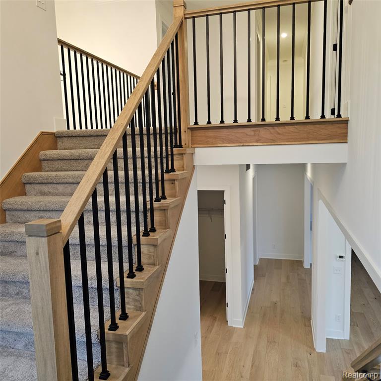 50829 Mistwood Drive, Macomb, MI 48042 — Photo 21