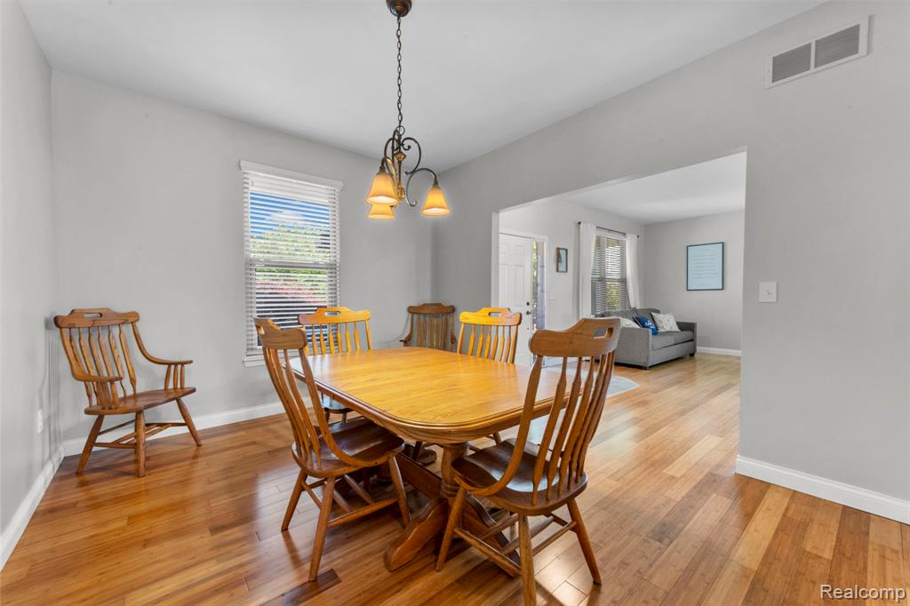 981 Coventry Court, Oxford, MI 48371 — Photo 20