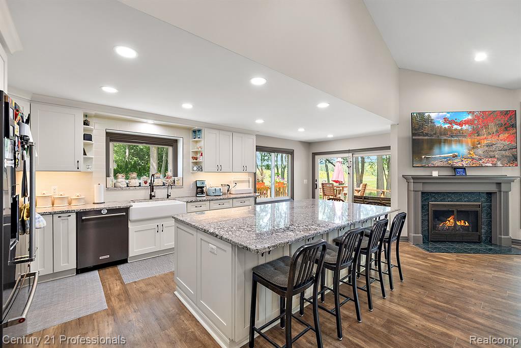 12120 SHAFFER Road, Davisburg, MI 48350 — Photo 20