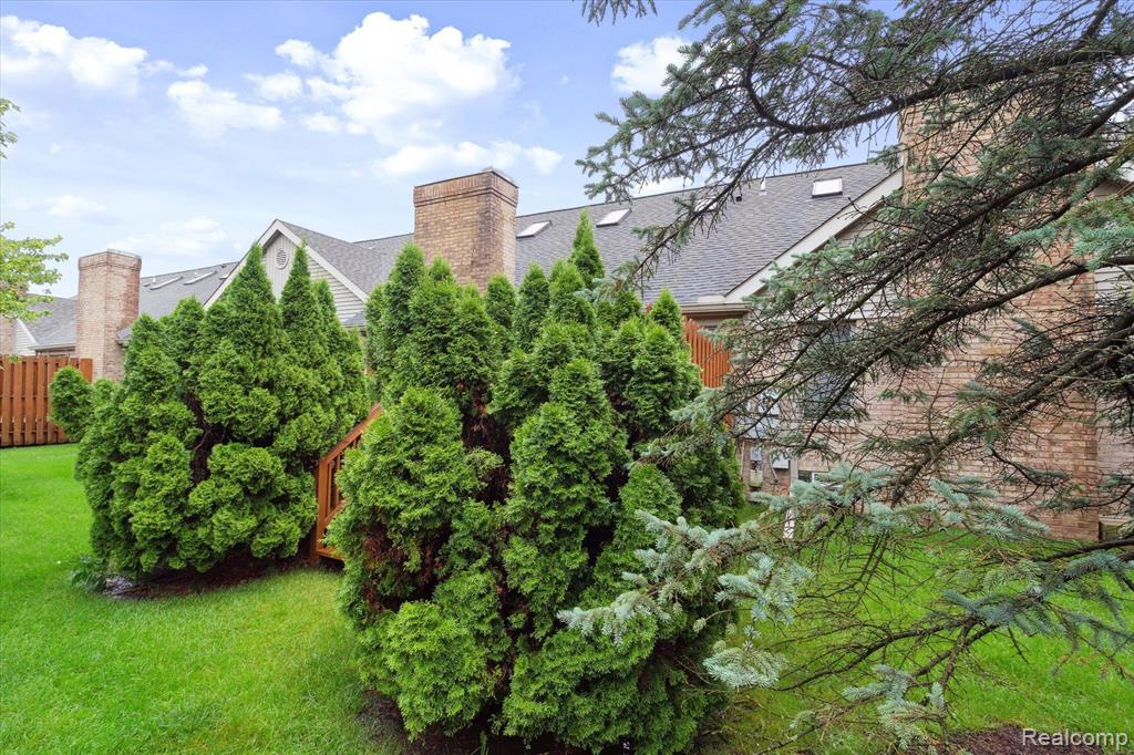 175 ESSEX Lane, Canton, MI 48187 — Photo 48