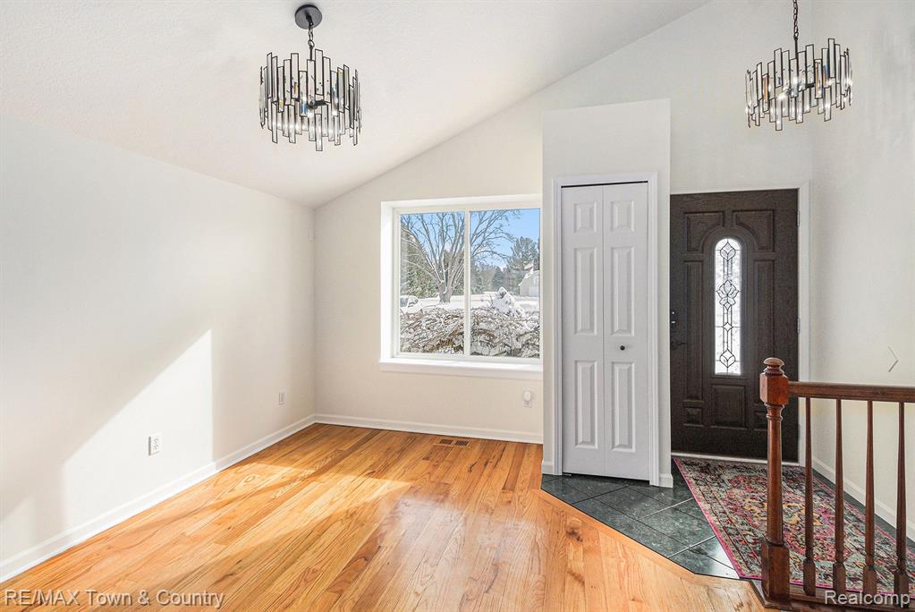 6479 E PIERSON Road, Flint, MI 48506 — Photo 4