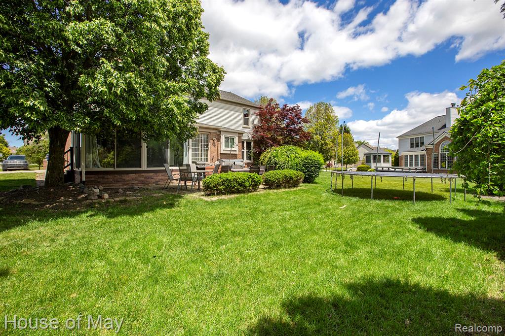 47951 Picadilly Court, Canton, MI 48187 — Photo 30
