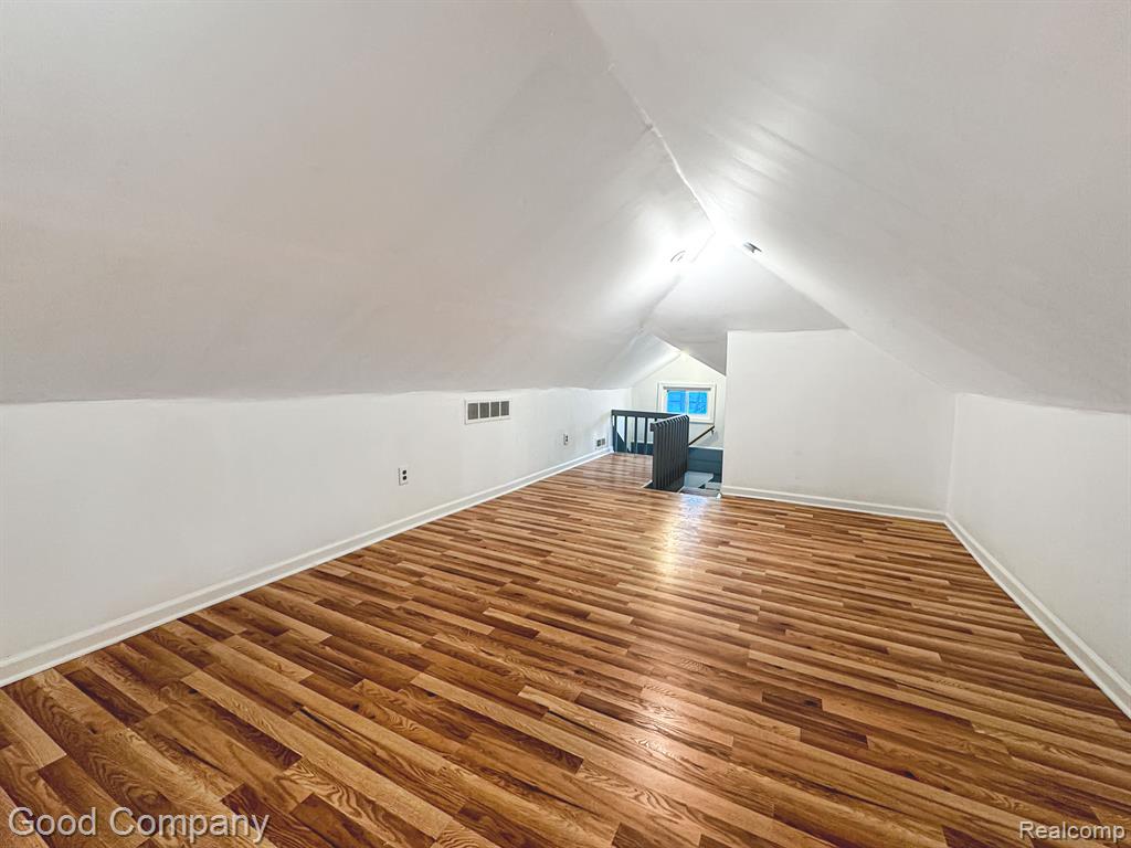 81 S TASMANIA Street, Pontiac, MI 48342 — Photo 25