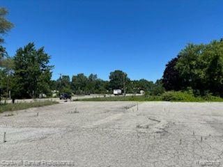 7585 BELLEVILLE Road, Belleville, MI, 48111