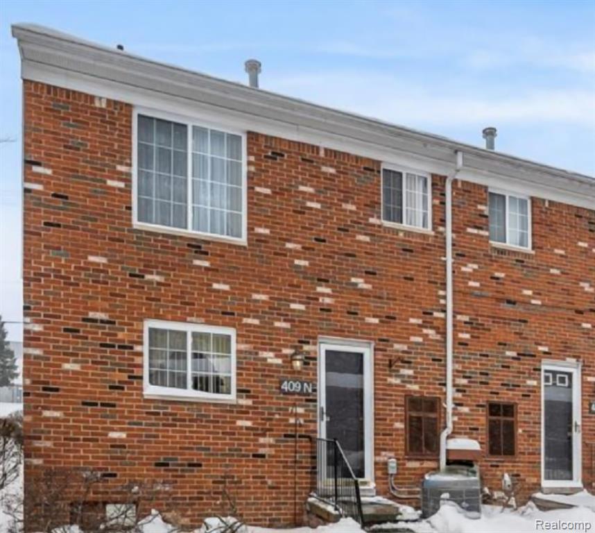 409 Fox Hills Drive N, Bloomfield Hills, MI 48304 — Photo 2