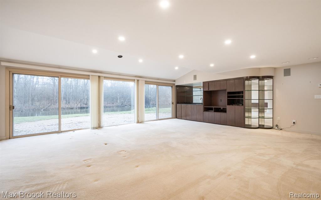 25461 Tweed Drive, Franklin, MI 48025 — Photo 17