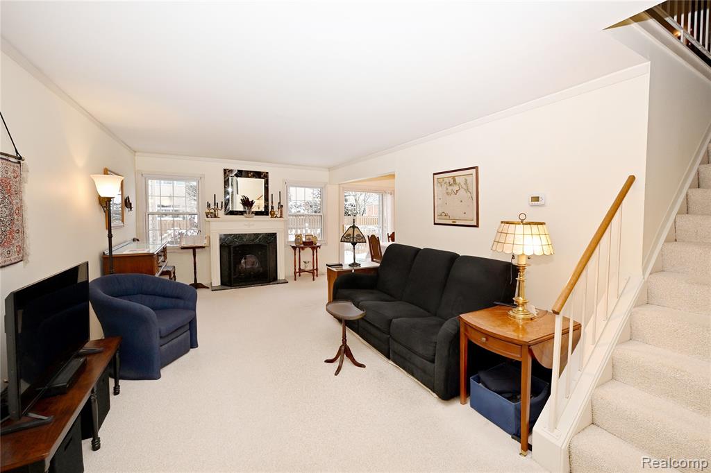 5084 Buckingham, Troy, MI 48098 — Photo 4